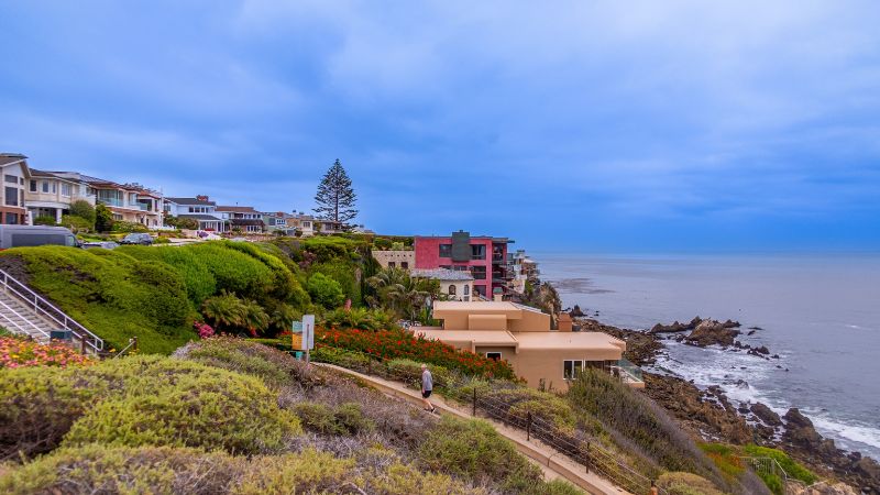 Costa Mesa